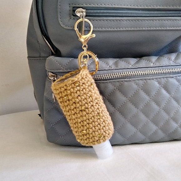 Crochet hand sanitizer bottle holder. body lotion bottle holder. keychain. Bag - Picture 5 of 10